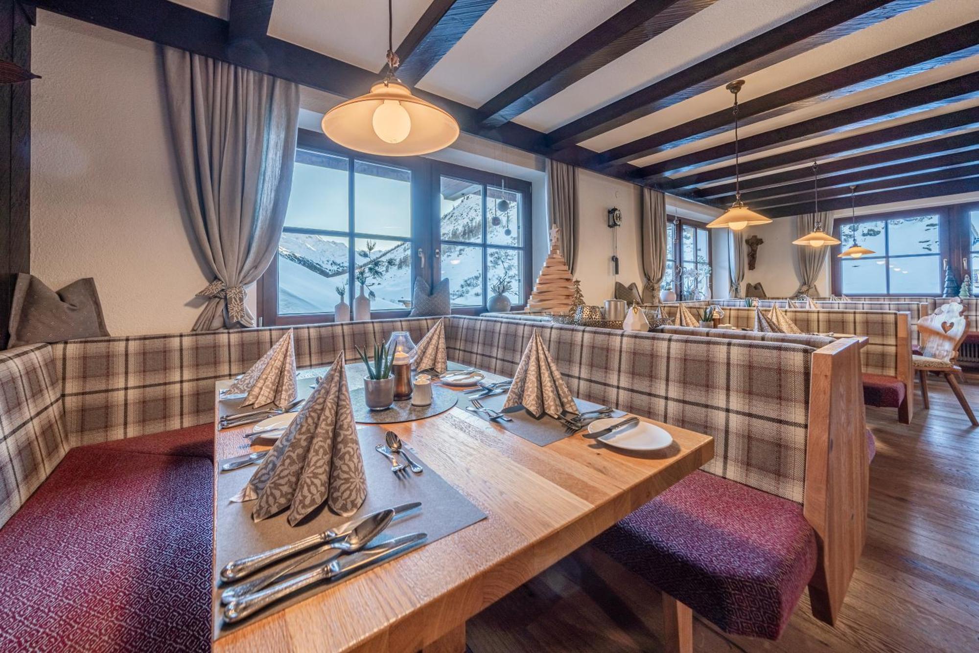 Burghotel Alpenglühn Obergurgl Exterior foto